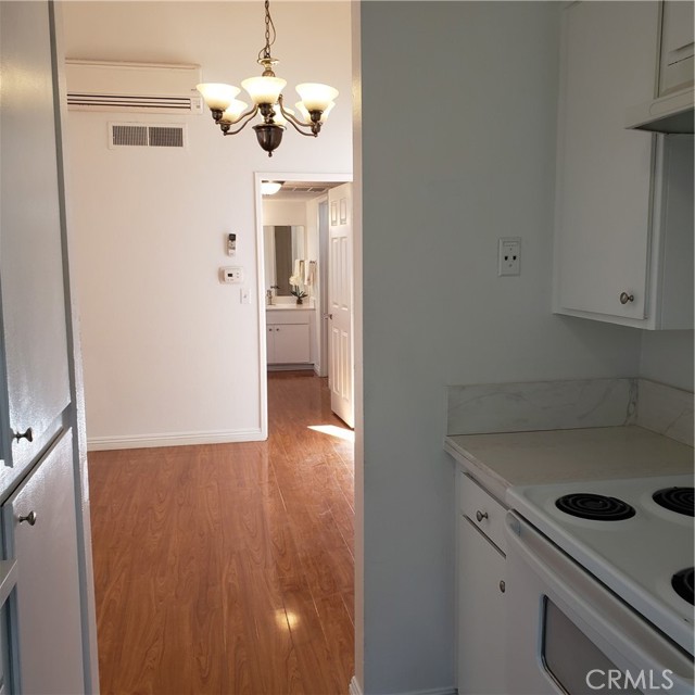 Detail Gallery Image 12 of 54 For 1661 Neil Armstrong #231,  Montebello,  CA 90640 - 1 Beds | 1 Baths