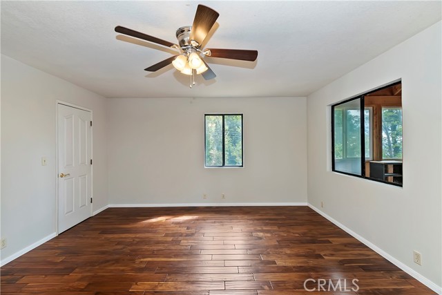 Large upstairs bedroom