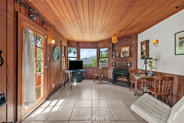 39813 Calle Carona, Green Valley CA: https://media.crmls.org/medias/4bacda44-5a48-411f-8104-a92e6b7554eb.jpg
