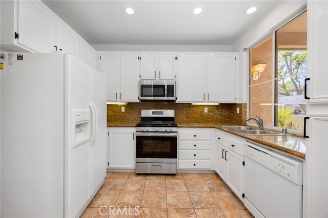 448 N Londonderry Lane, Orange CA: https://media.crmls.org/medias/4bad5f3c-b813-4bd4-af43-5847cf707fa8.jpg