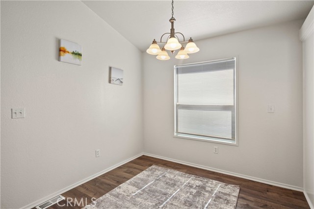 20197 Canyon View Drive, Canyon Country CA: https://media.crmls.org/medias/4badfbe3-549f-46a3-9408-1acedfc25802.jpg