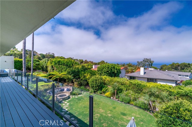 1232 Via Coronel, Palos Verdes Estates CA: https://media.crmls.org/medias/4bae163c-aeca-4f77-9344-b378461f8915.jpg