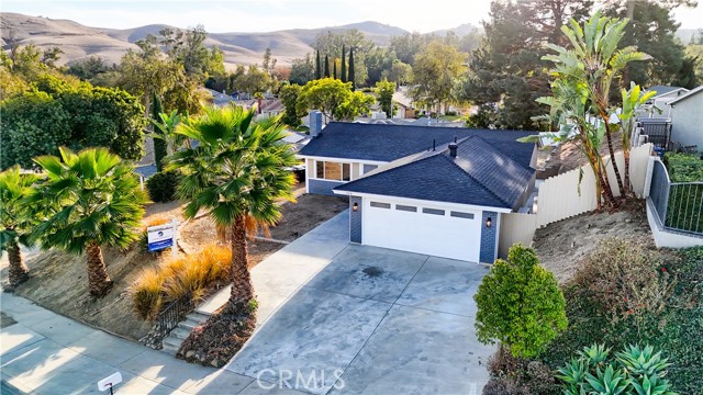 Detail Gallery Image 1 of 25 For 15718 Aqueduct Ln, Chino Hills,  CA 91709 - 3 Beds | 2 Baths