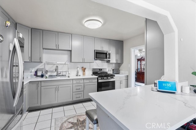 3350 Jennie Street, Jurupa Valley CA: https://media.crmls.org/medias/4baf61ed-9e08-4f2f-b273-87aebb3996ea.jpg