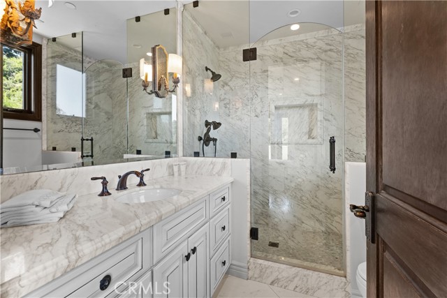 Detail Gallery Image 24 of 41 For 1210 Chantilly, Los Angeles,  CA 90077 - 6 Beds | 8 Baths