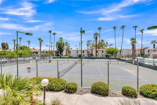 Detail Gallery Image 25 of 33 For 1050 E Ramon Rd #115,  Palm Springs,  CA 92264 - 3 Beds | 2 Baths