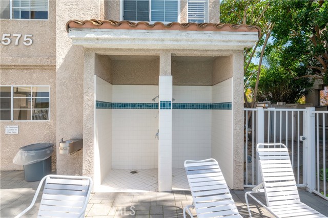 Detail Gallery Image 47 of 59 For 4591 Warner Ave #101,  Huntington Beach,  CA 92649 - 3 Beds | 2 Baths