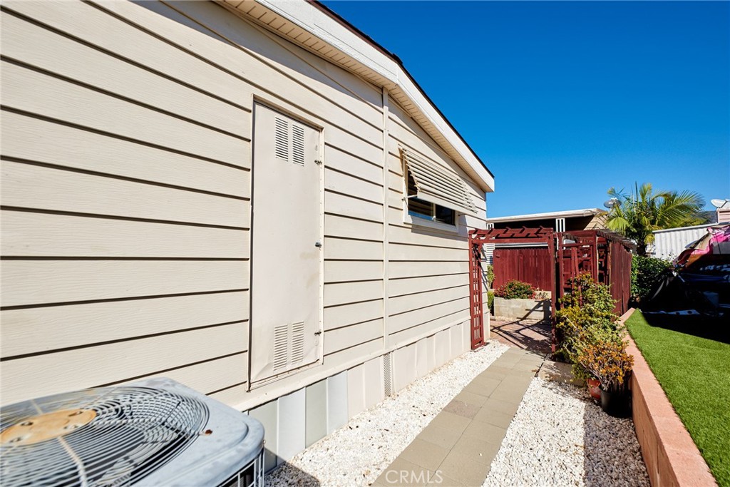 MLS #IV25247576 image #9