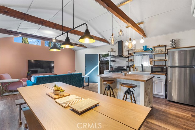 Detail Gallery Image 30 of 51 For 6514 Coldwater Canyon Ave, Valley Village,  CA 91606 - 4 Beds | 3 Baths