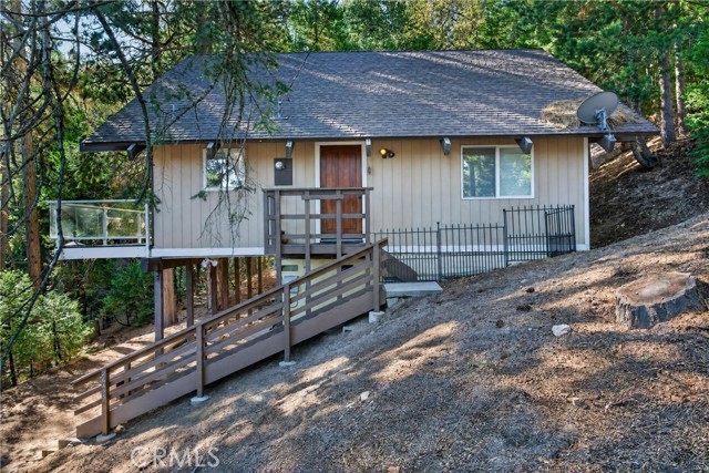 26485 Sugar Cone Ln., Twin Peaks, CA 92391