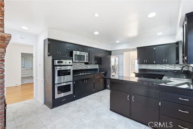 Detail Gallery Image 31 of 47 For 249 Waterview St, Playa Del Rey,  CA 90293 - 2 Beds | 2 Baths