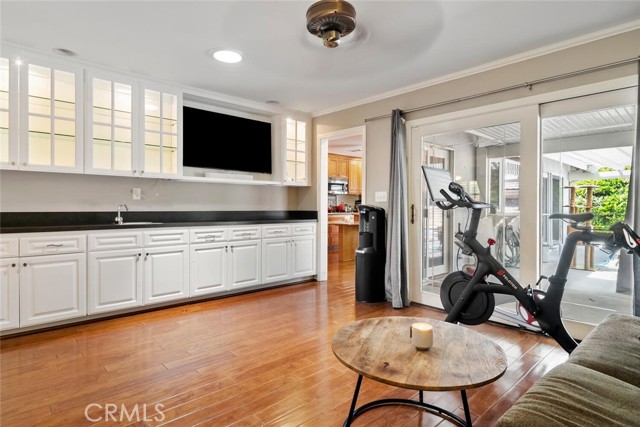 20451 Bermuda Street, Chatsworth CA: https://media.crmls.org/medias/4bb3f200-8c37-440a-9287-6a757f6131b0.jpg