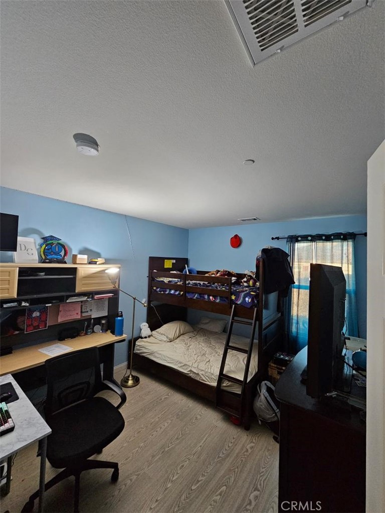 https://media.crmls.org/medias/4bb4107f-e254-45ef-a0dc-d1886b728eb4.jpg?preset=X-Large