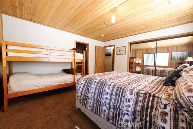 Detail Gallery Image 11 of 20 For 1021 Villa Grove, Big Bear City,  CA 92314 - 2 Beds | 2 Baths