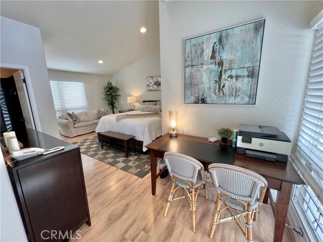 Detail Gallery Image 14 of 39 For 611 1/2 Orchid Ave, Corona Del Mar,  CA 92625 - 3 Beds | 2/1 Baths