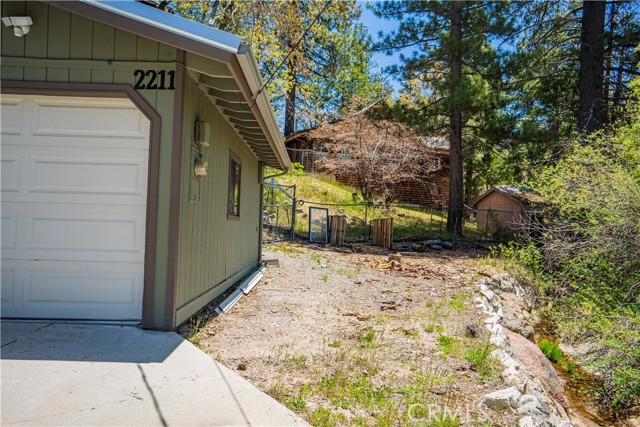 Detail Gallery Image 26 of 26 For 2211 Deep Creek Dr, Arrowbear,  CA 92382 - 2 Beds | 2 Baths