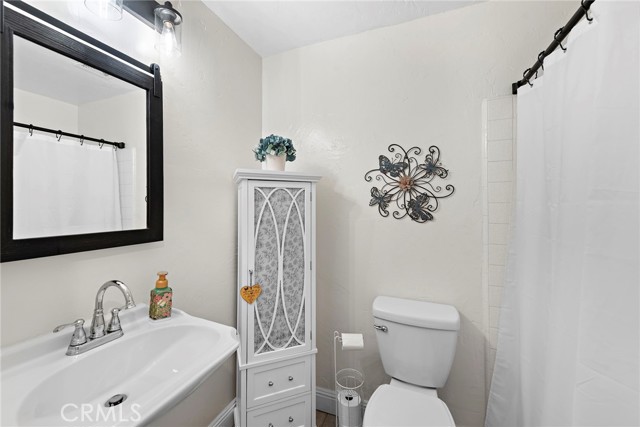 21376 Sleepy Glen Lane, Rancho Santa Margarita CA: https://media.crmls.org/medias/4bb555d8-b5ae-48af-af3f-2036ac5da1f5.jpg