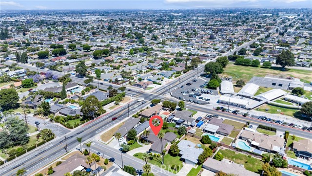 Detail Gallery Image 5 of 57 For 9521 Royal Palm Bld, Garden Grove,  CA 92841 - 4 Beds | 2/1 Baths