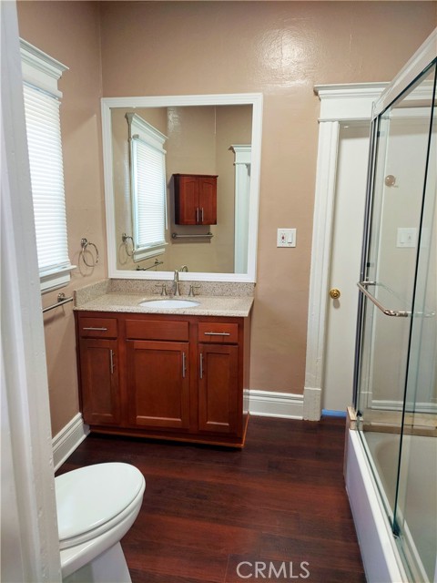 Detail Gallery Image 14 of 20 For 530 S Broadway, Santa Ana,  CA 92701 - – Beds | – Baths