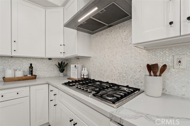 Detail Gallery Image 22 of 75 For 27153 Woodbluff Rd, Laguna Hills,  CA 92653 - 5 Beds | 4/1 Baths