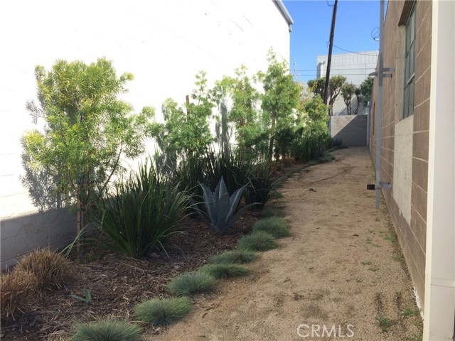 239 Oregon Street, El Segundo, California 90245, ,Commercial Lease,For Rent,239 Oregon Street,CRPW23200115