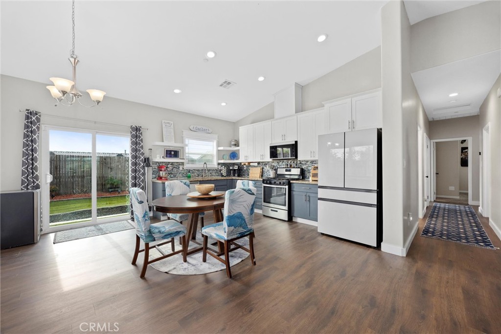 4Bb7D752 Bd38 4323 954E A6Dad3Bd1E94 9907 Turning Leaf, Bakersfield, Ca 93306 &Lt;Span Style='BackgroundColor:transparent;Padding:0Px;'&Gt; &Lt;Small&Gt; &Lt;I&Gt; &Lt;/I&Gt; &Lt;/Small&Gt;&Lt;/Span&Gt;