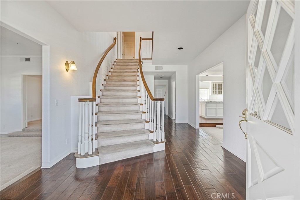 MLS #SR25255286 image #2