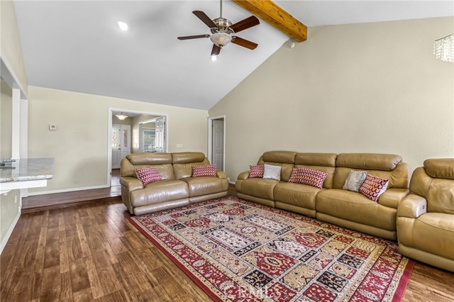 Detail Gallery Image 11 of 57 For 2436 Trevor Ct, Madera,  CA 93637 - 5 Beds | 3 Baths