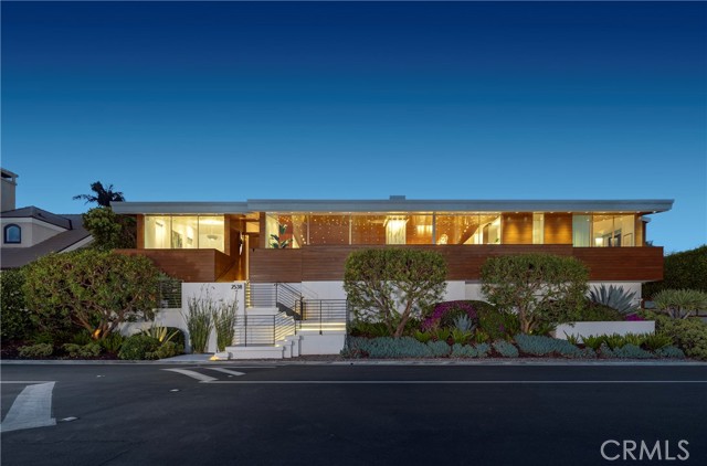 2538 Monaco Drive, Laguna Beach CA: https://media.crmls.org/medias/4bb92d00-e6b1-4b41-a0cf-34c3704955de.jpg