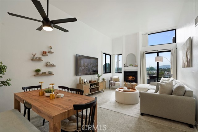 Detail Gallery Image 3 of 23 For 7826 Topanga Canyon Bld #301,  Canoga Park,  CA 91304 - 2 Beds | 2 Baths