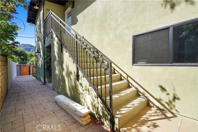 Detail Gallery Image 28 of 32 For 10028 Shoup, Chatsworth,  CA 91311 - 2 Beds | 2 Baths