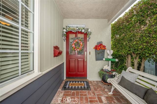 Detail Gallery Image 4 of 51 For 2813 Albury Ave, Long Beach,  CA 90815 - 3 Beds | 2 Baths