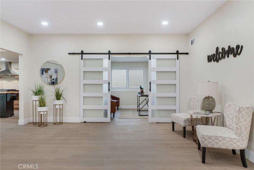 MLS #OC25260184 image #26