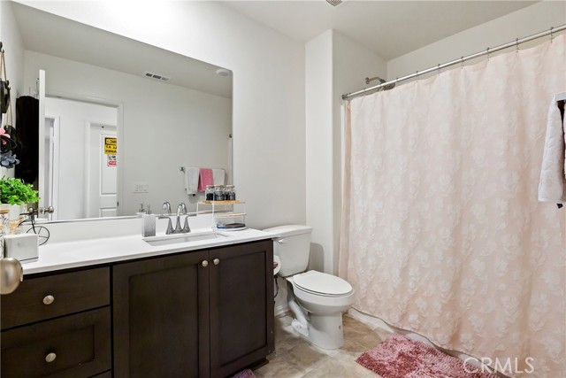 Detail Gallery Image 23 of 31 For 12465 Gramercy Ln, Victorville,  CA 92392 - 5 Beds | 4 Baths