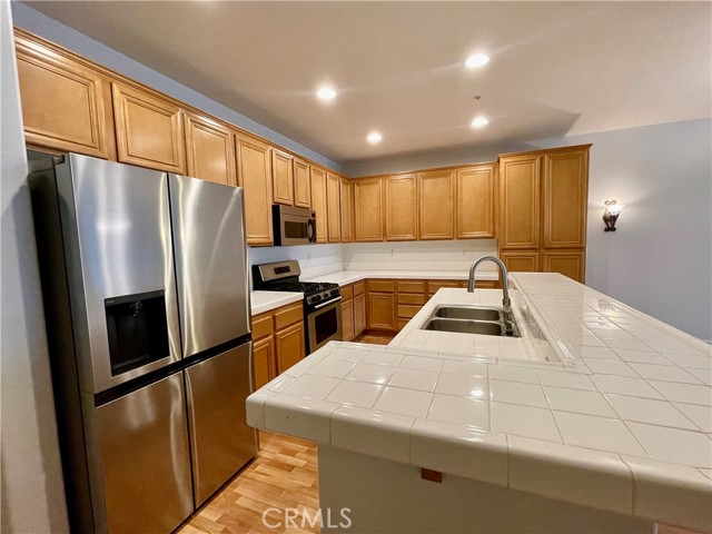 Detail Gallery Image 3 of 9 For 26 Cabazon, Irvine,  CA 92602 - 3 Beds | 3 Baths