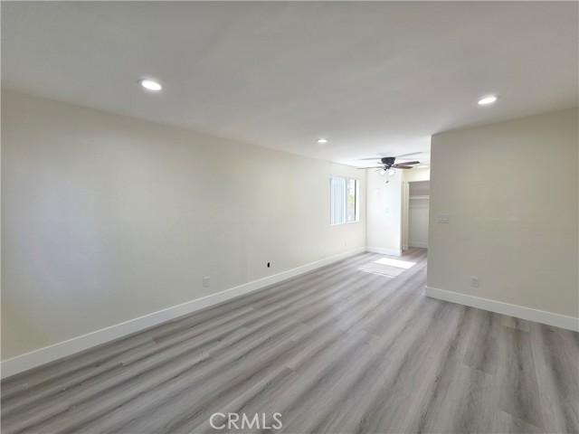 Detail Gallery Image 8 of 12 For 6911 Woodley, Van Nuys,  CA 91406 - 0 Beds | 1 Baths