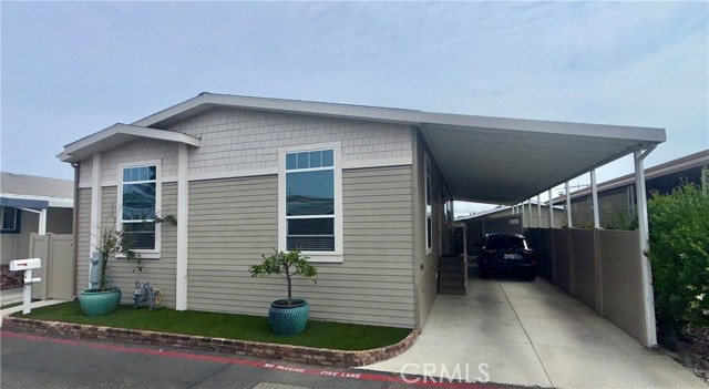 Detail Gallery Image 5 of 43 For 16444 Bolsa Chica St #167,  Huntington Beach,  CA 92649 - 3 Beds | 2 Baths