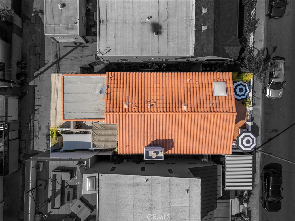 https://media.crmls.org/medias/4bbdf275-cfd5-4690-aecf-7497070ee850.jpg?preset=X-Large