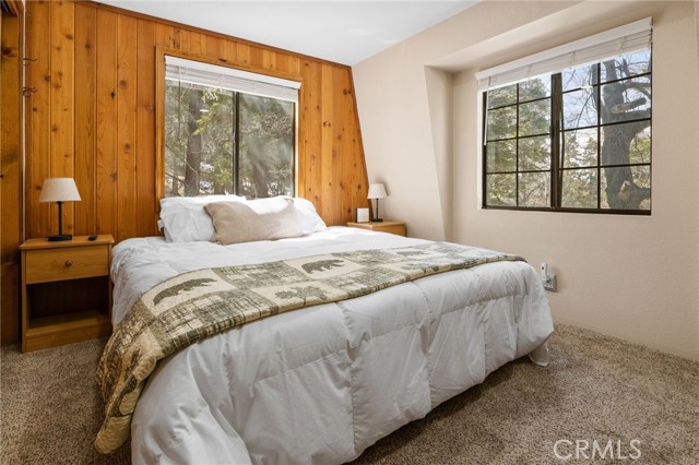 Detail Gallery Image 11 of 28 For 1184 Teton Dr, Big Bear Lake,  CA 92315 - 3 Beds | 2/1 Baths