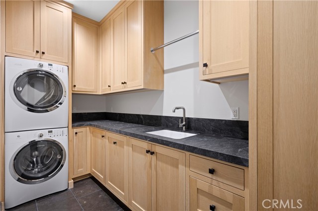 444 De Sola, Corona del Mar CA: https://media.crmls.org/medias/4bbf57c3-d563-478e-957e-7030168a483f.jpg