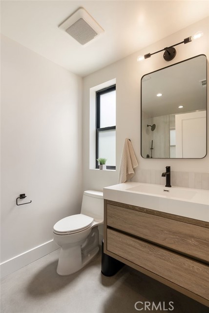 Detail Gallery Image 63 of 74 For 12822 Fairhaven, Santa Ana,  CA 92705 - 6 Beds | 4/1 Baths