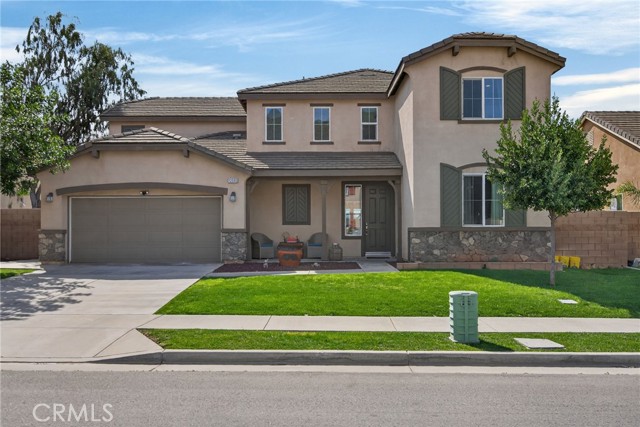 Detail Gallery Image 4 of 58 For 12560 Beryl, Jurupa Valley,  CA 92509 - 4 Beds | 3/1 Baths