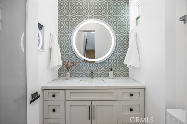 Detail Gallery Image 15 of 47 For 2619 Huntington Ln #B,  Redondo Beach,  CA 90278 - 4 Beds | 3/1 Baths