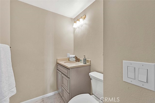 Detail Gallery Image 19 of 65 For 18265 Big Ben Ct, Fountain Valley,  CA 92708 - 4 Beds | 2/1 Baths