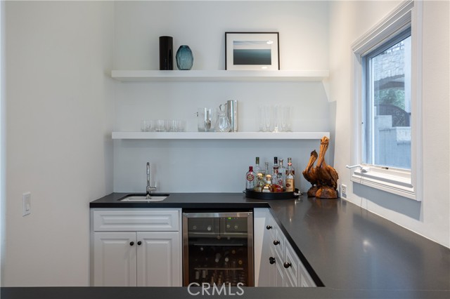 Detail Gallery Image 26 of 60 For 212 Kings Pl, Newport Beach,  CA 92663 - 4 Beds | 3/2 Baths