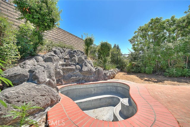 Detail Gallery Image 49 of 69 For 46 Stagecoach Dr, Phillips Ranch,  CA 91766 - 3 Beds | 2 Baths