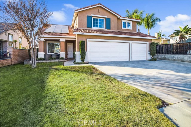 8931 Bayshore Ln, Riverside, CA 92508