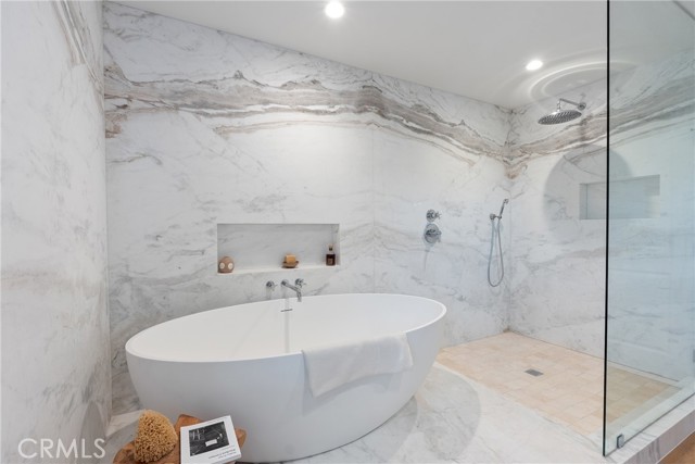 Detail Gallery Image 46 of 62 For 3250 Coldwater Canyon Ave, Studio City,  CA 91604 - 4 Beds | 4 Baths