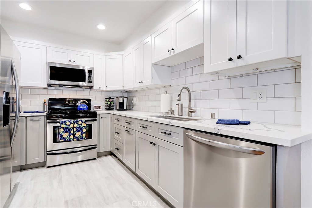 849 E Victoria Street 301, Carson, CA 90746