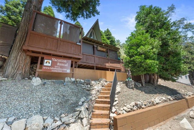 1277 Lovers Lane, Rimforest CA: https://media.crmls.org/medias/4bc34c67-42c7-45f6-a000-3b7bbdb191b9.jpg